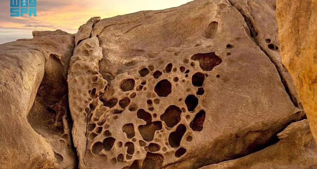 Al-Razzan Rock Formations Near Al-Laith